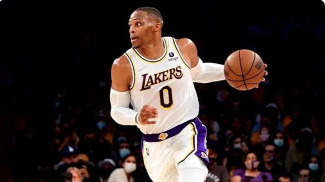 TIANBO-【观点】打不好的韦少底薪都不如 打得好值2000万